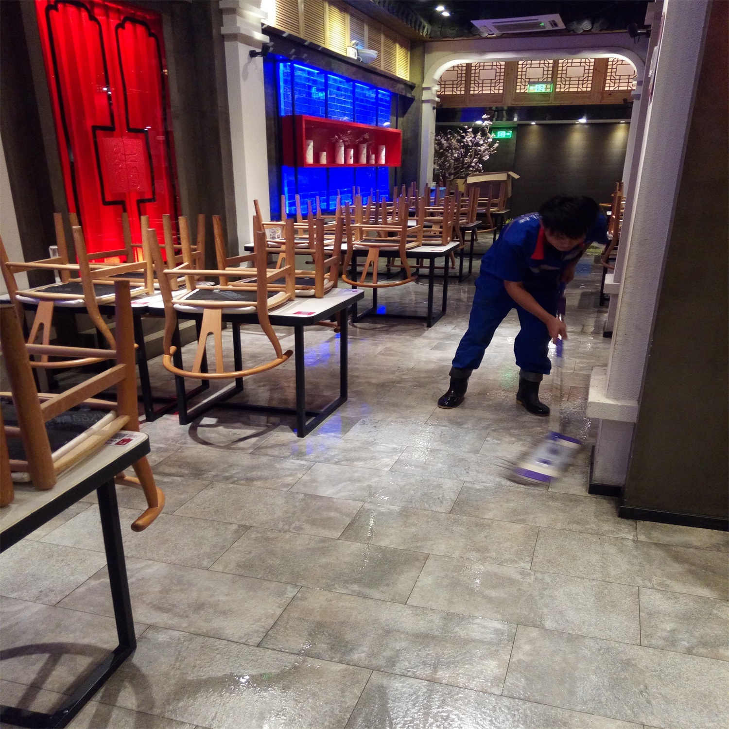 紅料理4家連鎖飯店施工