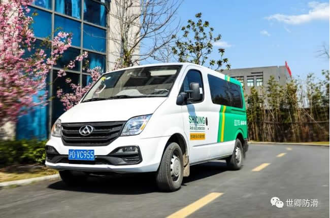 科技創新，信賴之選-世卿全國統一工程車耀世登場